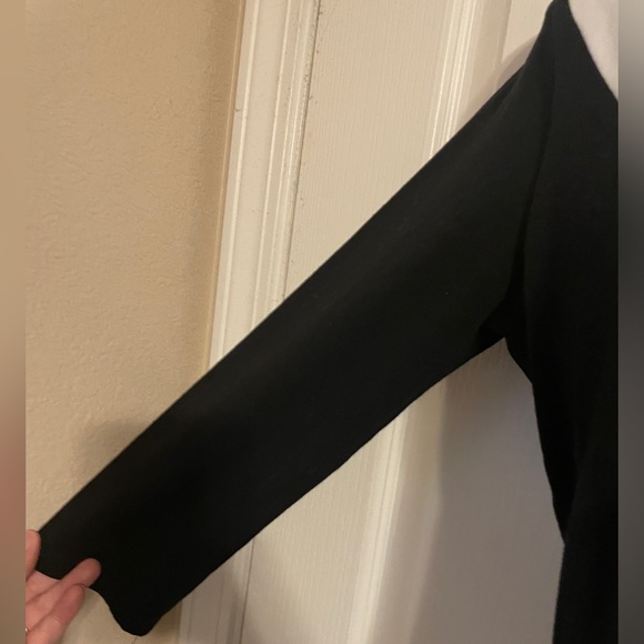 Boston Proper Black Eye Hole 3/4 Sleeve Top W/Shelf Bra Size Small Y2K - Picture 3 of 5